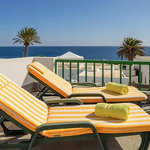 Lanzahost Ona Villa Costa Teguise